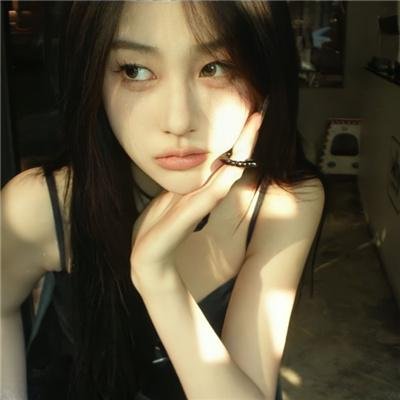 捡到美女剑仙后我逆袭了